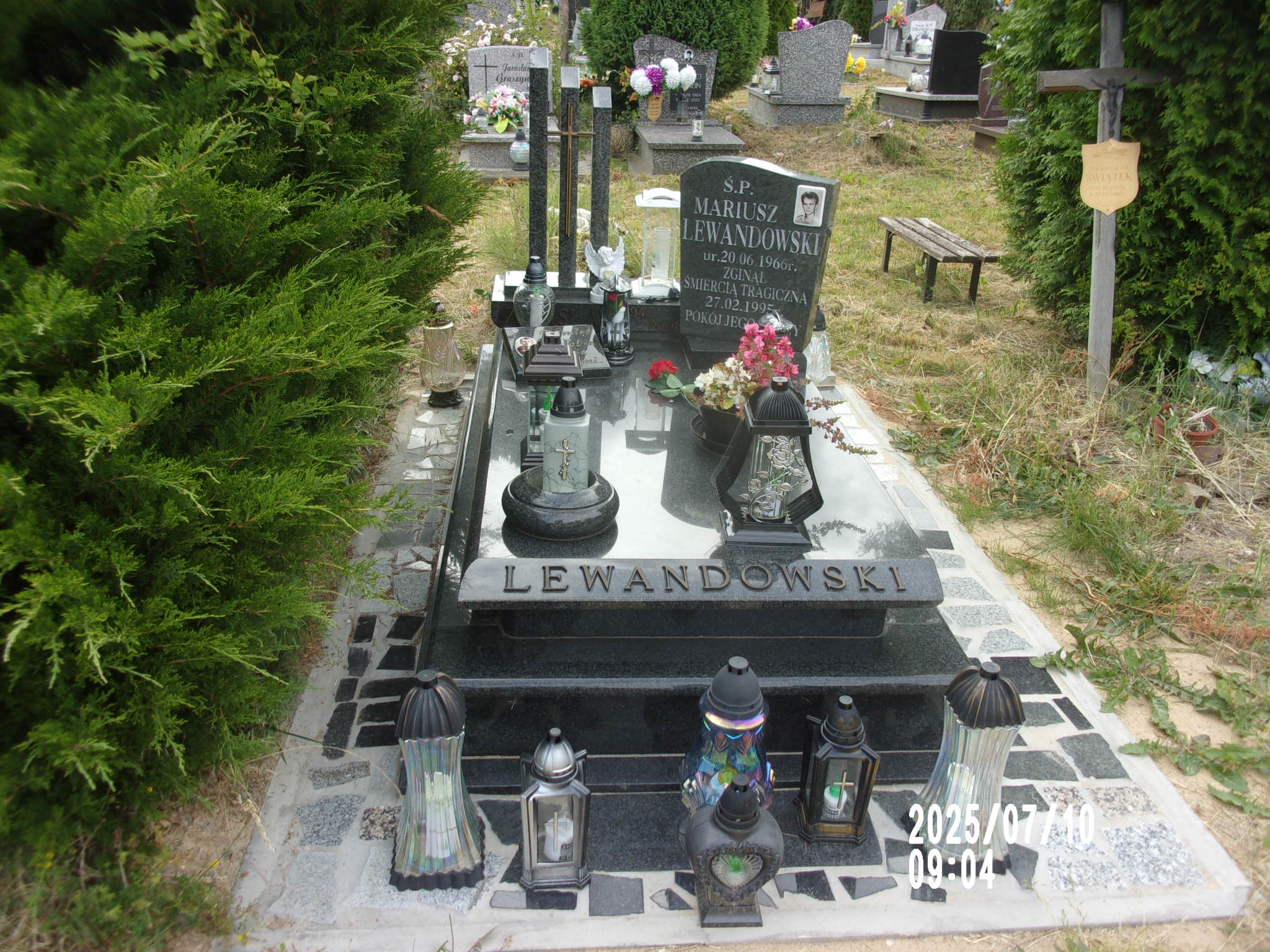 Mariusz Lewandowski 1966 Zgorzelec - Grobonet - Wyszukiwarka osób pochowanych