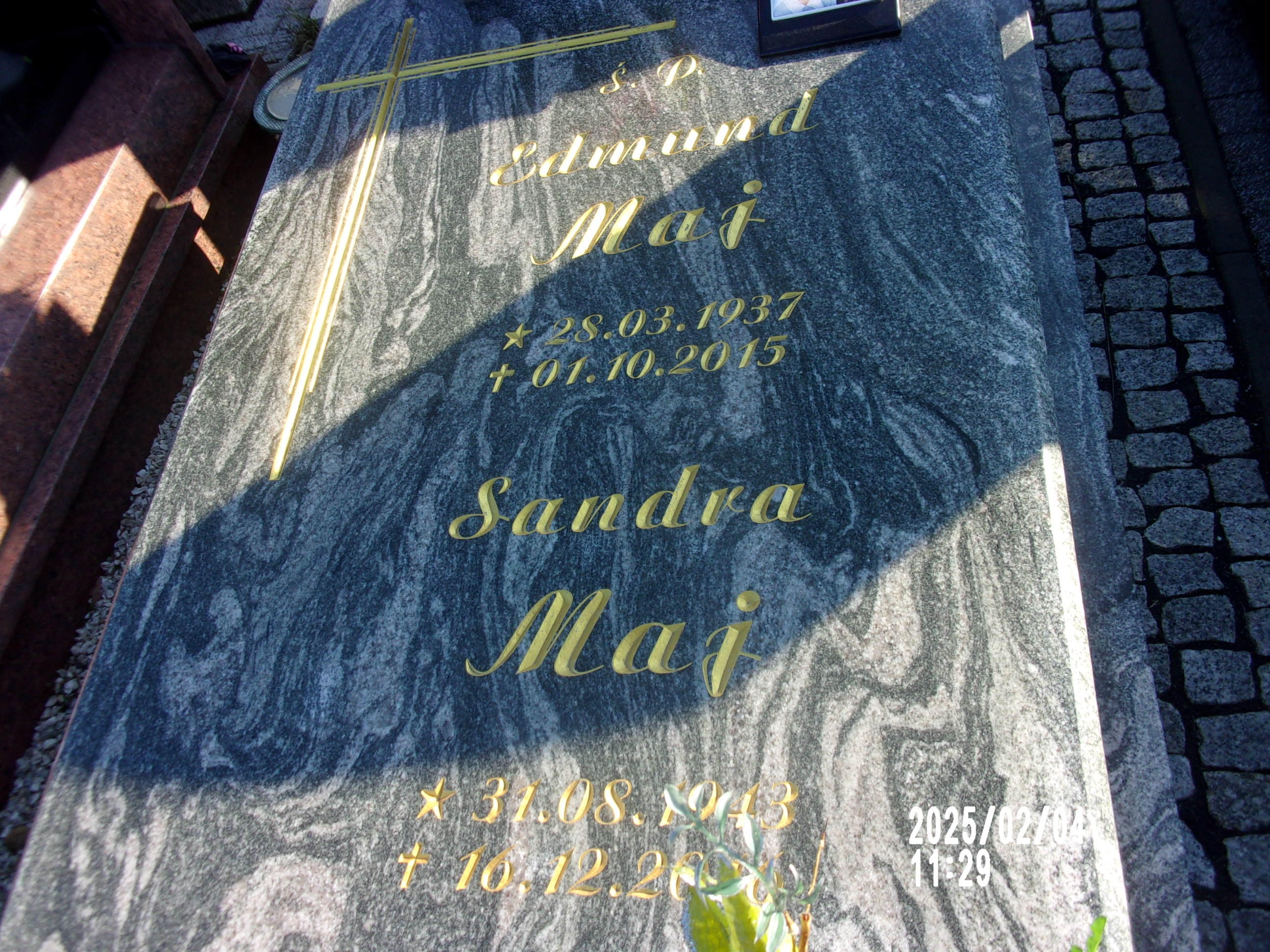 Sandra Maj 1943 Zgorzelec - Grobonet - Wyszukiwarka osób pochowanych