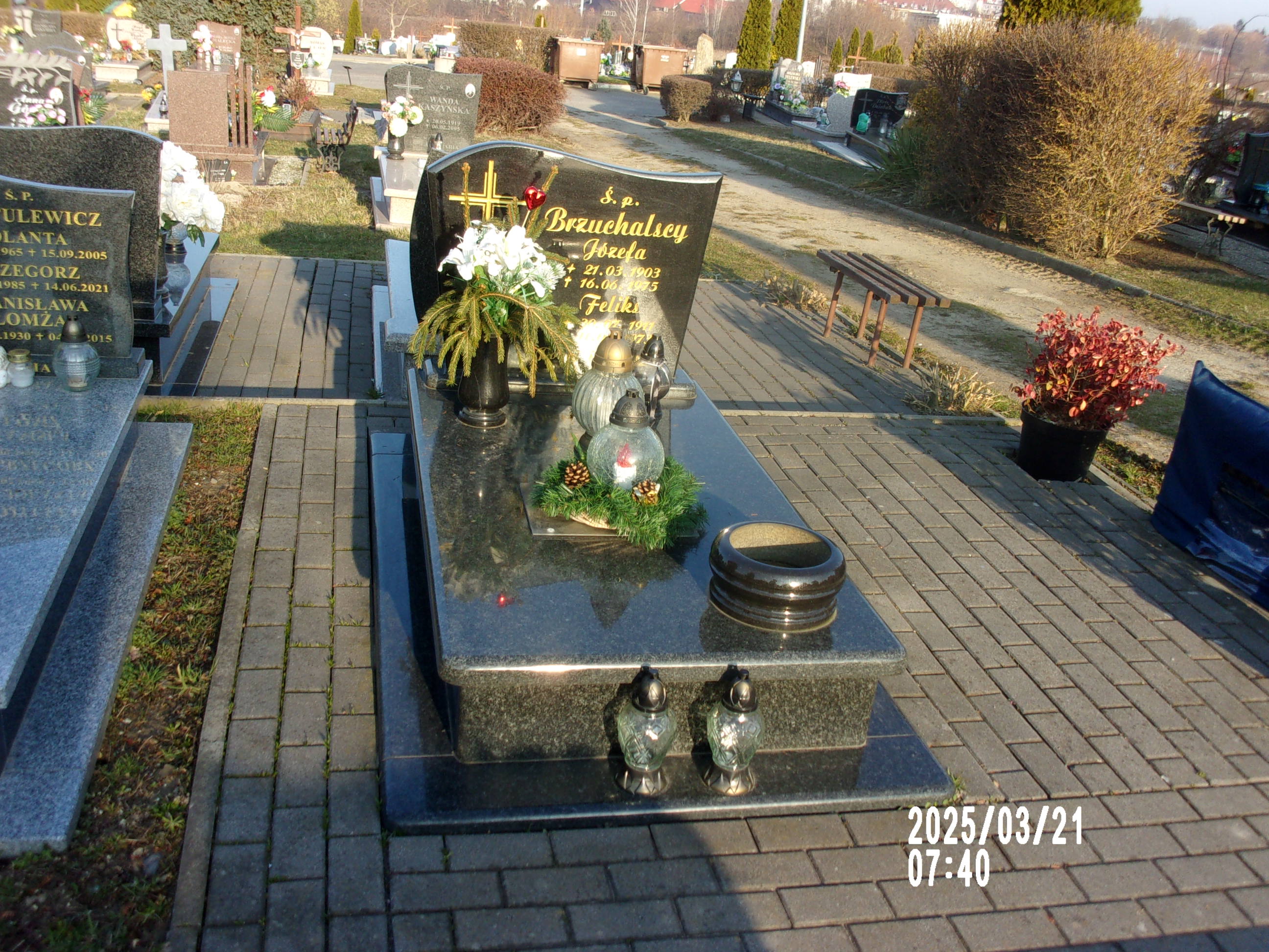 Grób Józefa Brzuchalska