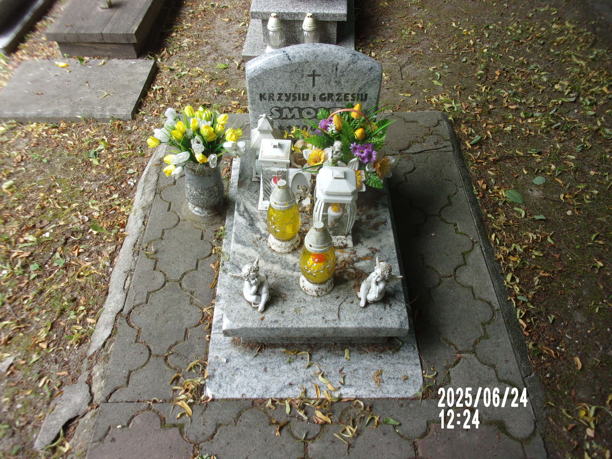Grób Grzegorz Smoleń