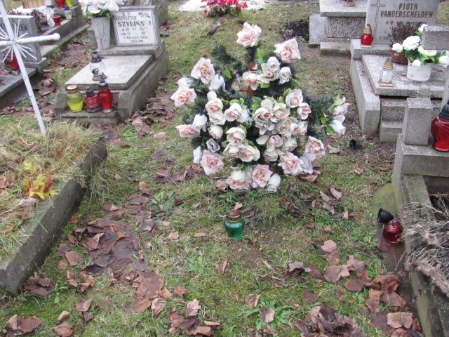  NN Zgorzelec - Grobonet - Wyszukiwarka osób pochowanych