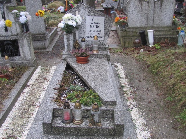 Grób Maria Hein
