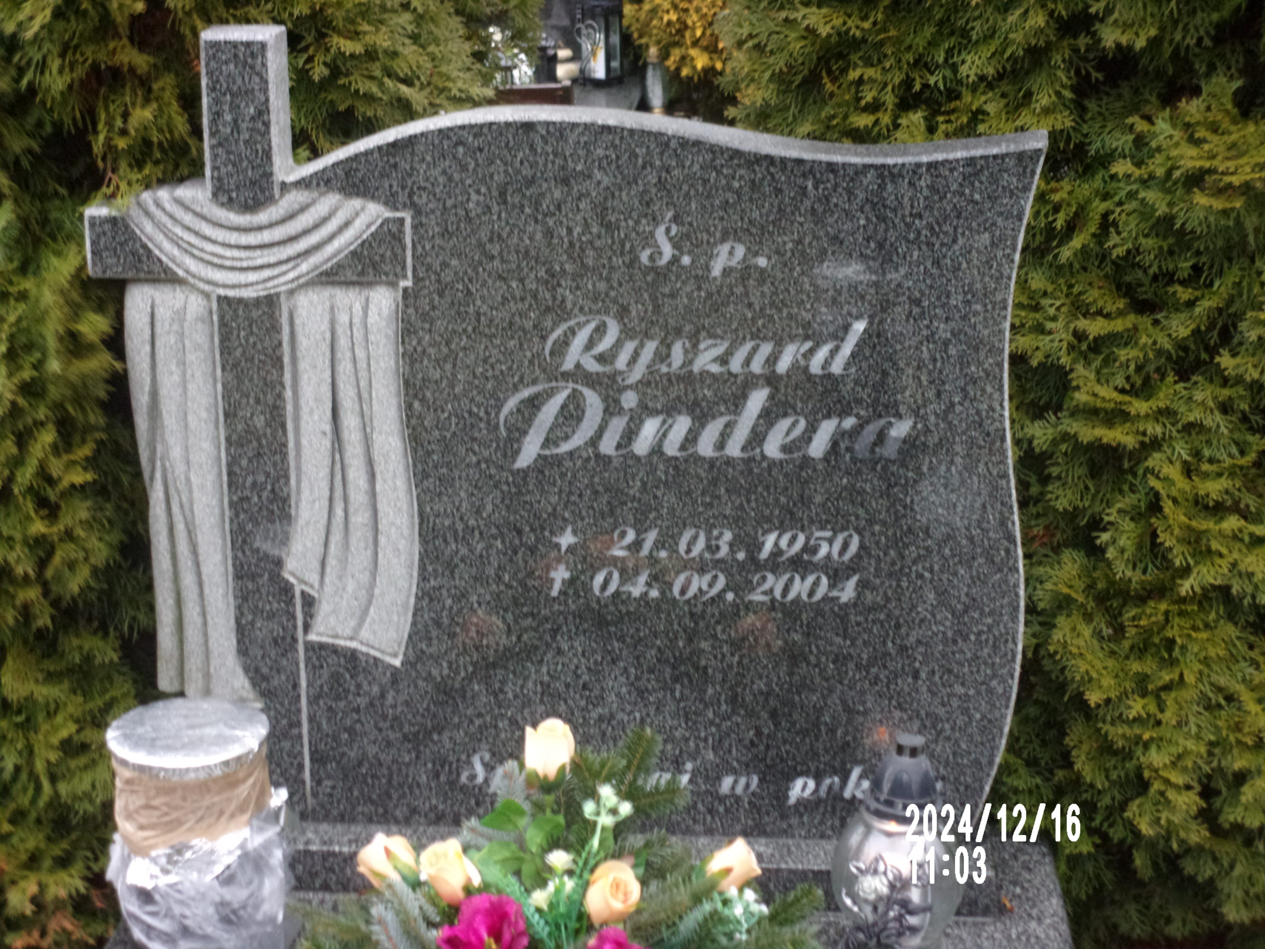 Grób Ryszard Józef Pindera