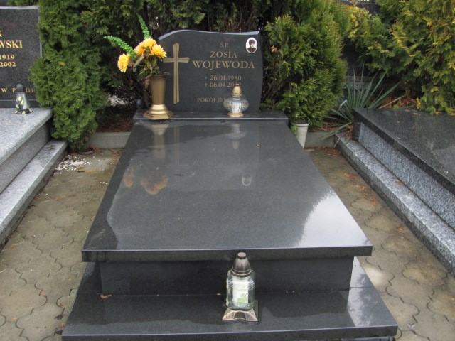 Grób Zofia Wojewoda