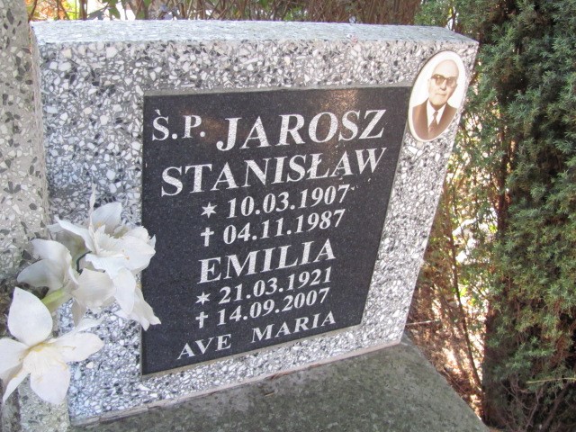 Emilia Jarosz 1921 Zgorzelec - Grobonet - Wyszukiwarka osób pochowanych